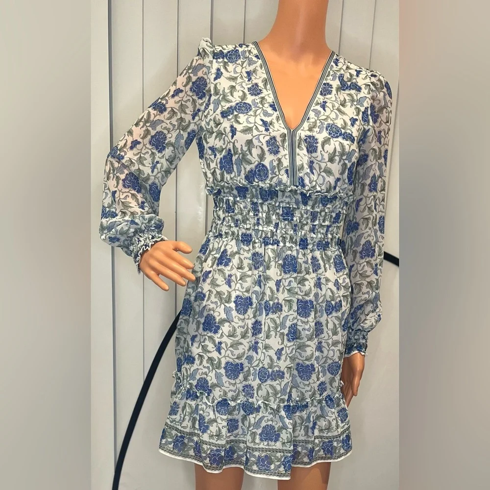 Max Studio Blue and White Floral Long Sleeve Dress